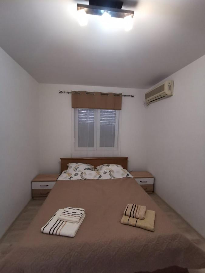 Holiday Home Kalicanin بار المظهر الخارجي الصورة