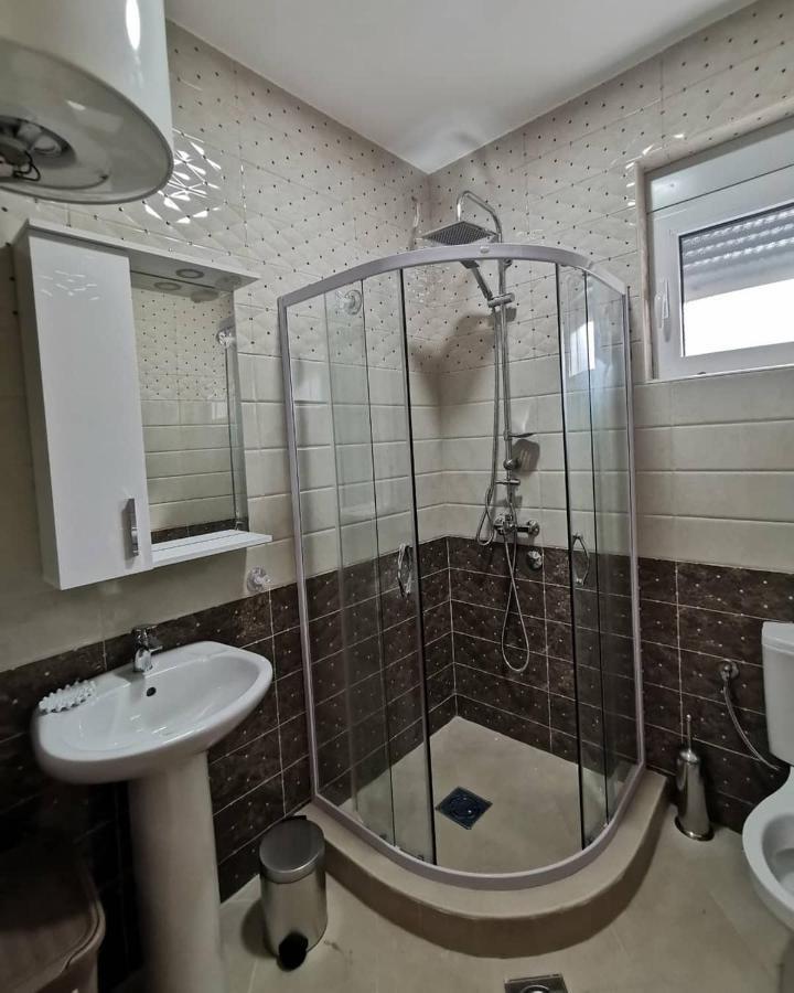 Holiday Home Kalicanin بار المظهر الخارجي الصورة