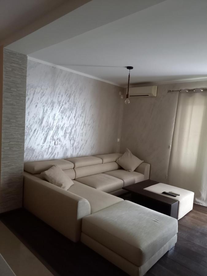 Holiday Home Kalicanin بار المظهر الخارجي الصورة