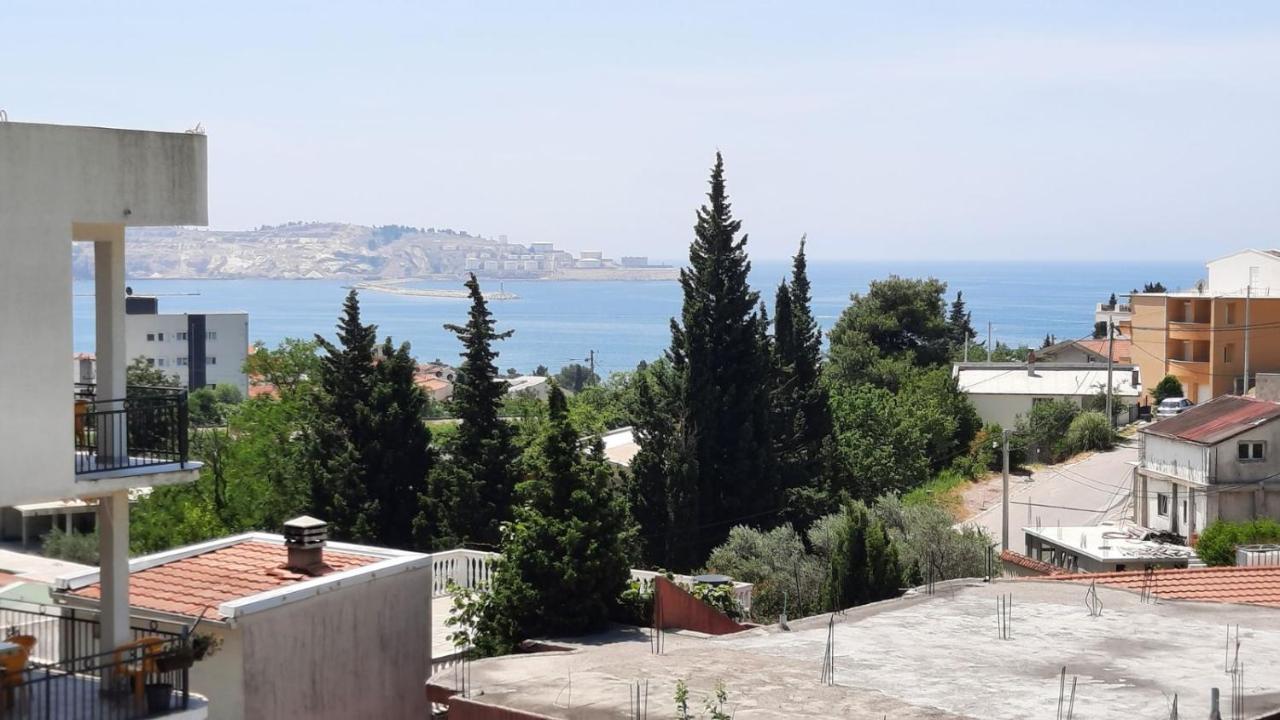 Holiday Home Kalicanin بار المظهر الخارجي الصورة