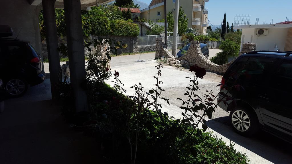 Holiday Home Kalicanin بار الغرفة الصورة