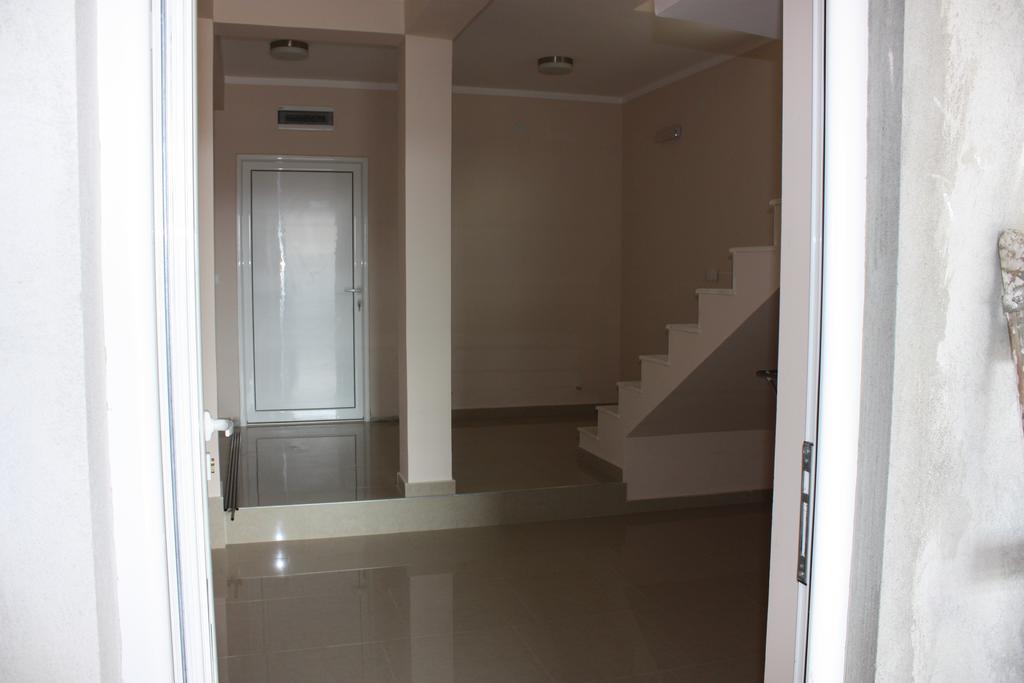 Holiday Home Kalicanin بار الغرفة الصورة