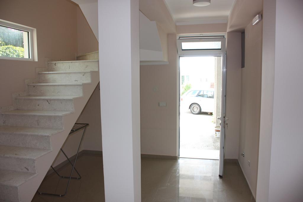 Holiday Home Kalicanin بار الغرفة الصورة